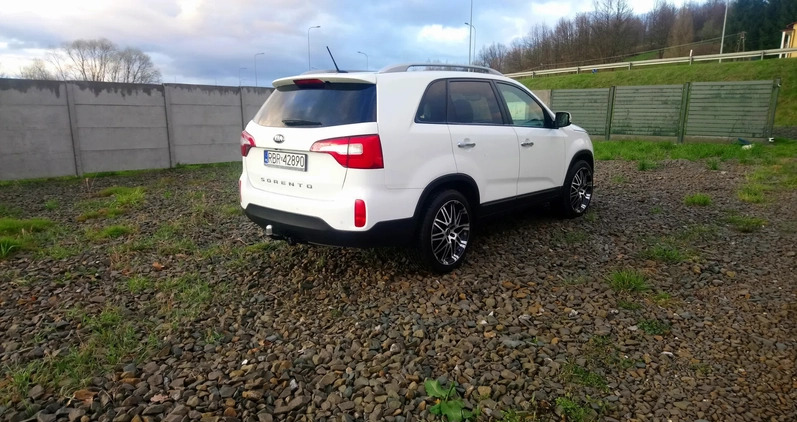 Kia Sorento cena 65900 przebieg: 187000, rok produkcji 2012 z Brzozów małe 106